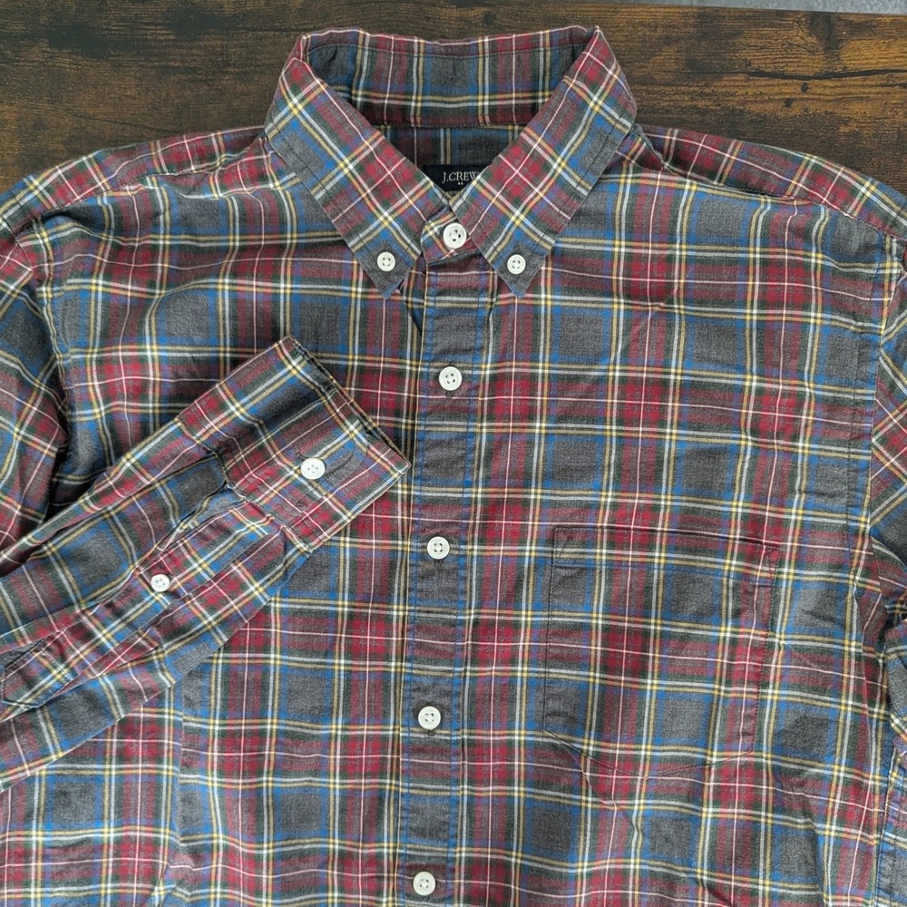 J.Crew Button Down Shirt Grey Red Plaid Heathered Cotton Sz M Heritage Classic